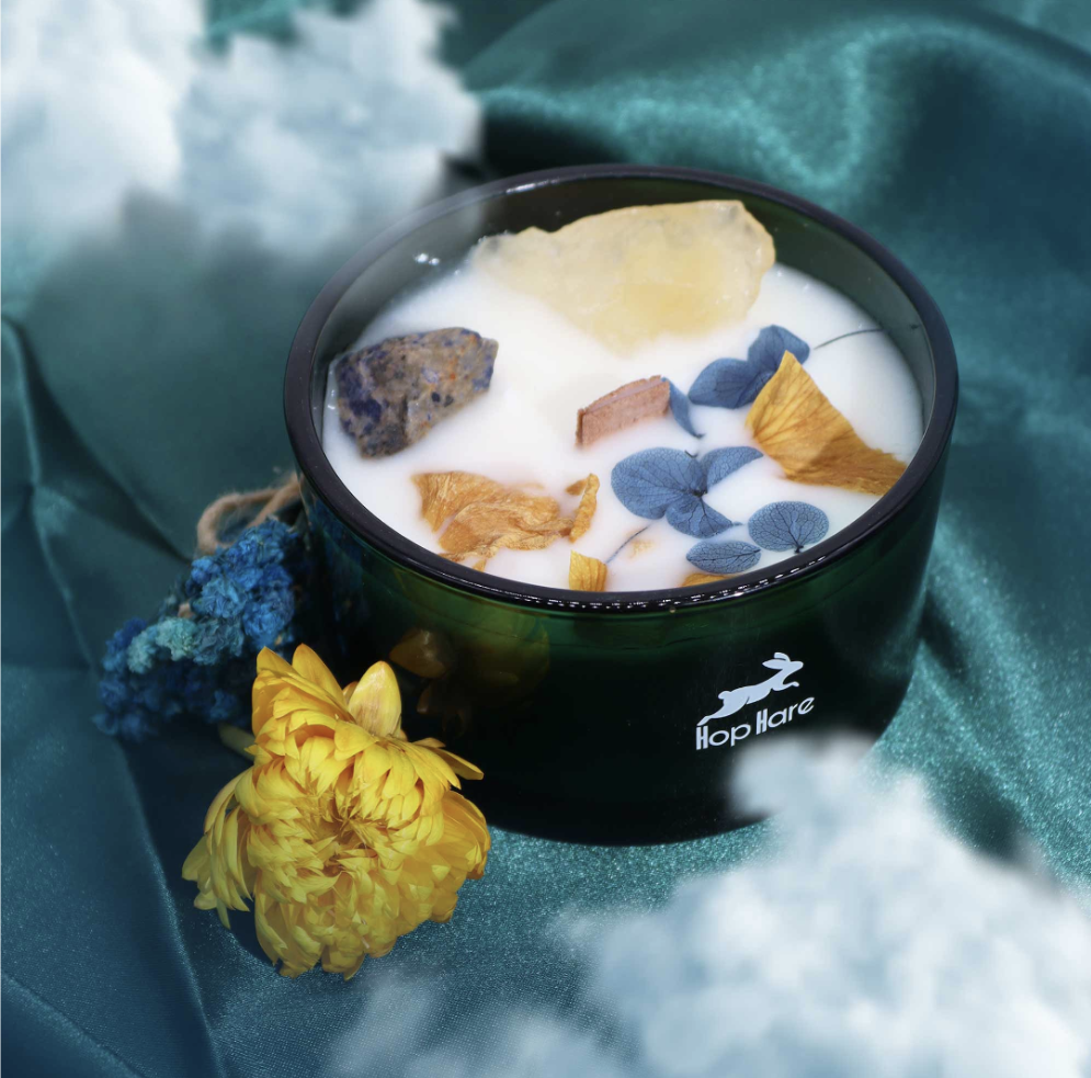 The Sun - Hop Hare Crystal Candle