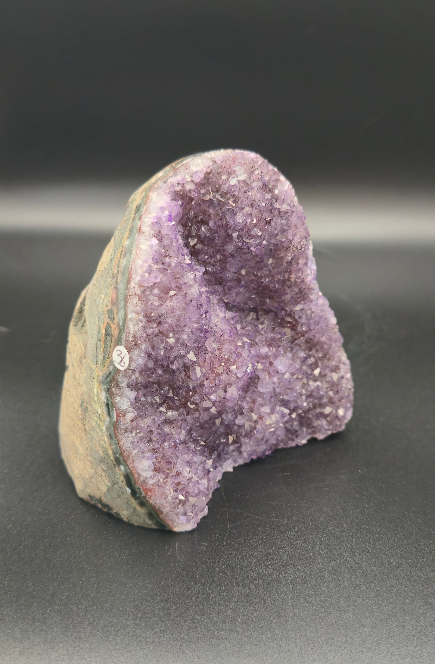 Amethyst cut base freeform