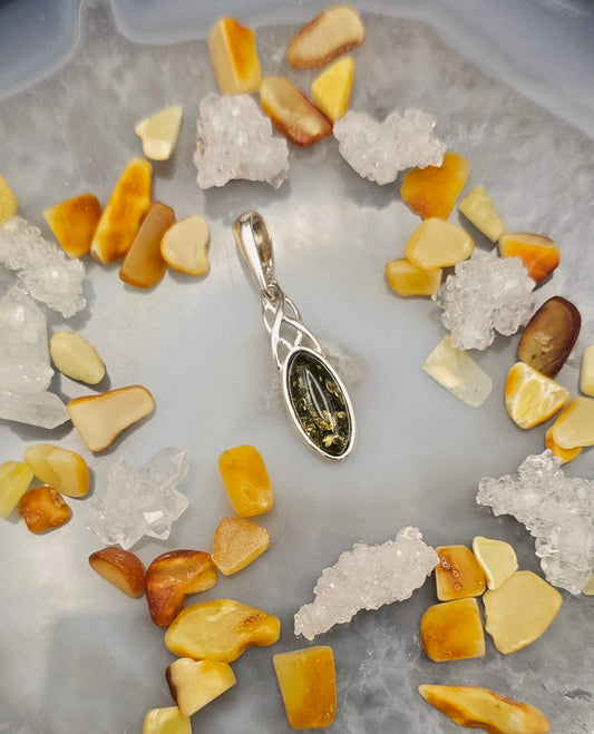 925 Silver & Baltic Amber - Celtic Pendant (Green Amber)