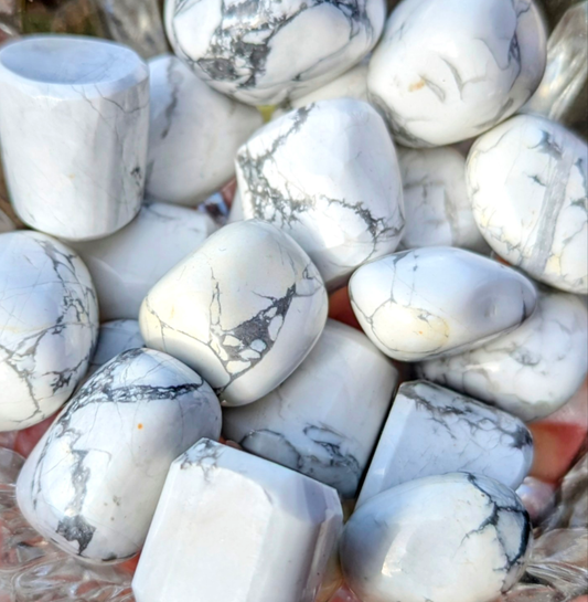 Howlite Tumble