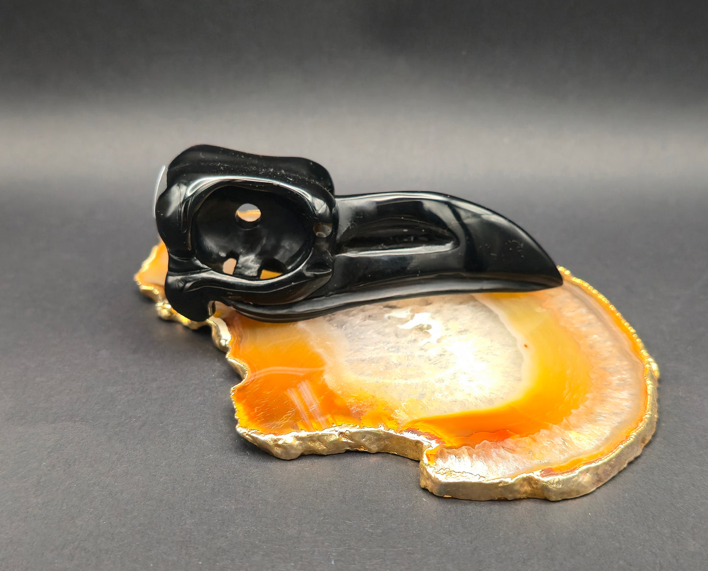 Obsidian Raven Skull Carving