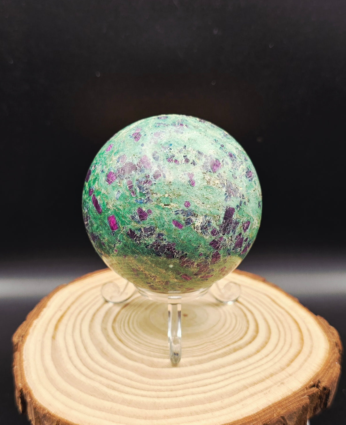 Ruby in Fuchsite Sphere (UV Reactive)